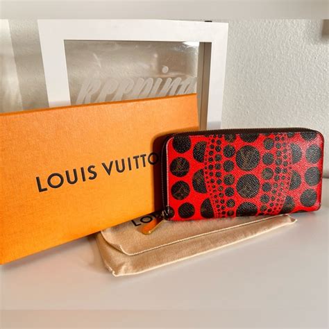 Louis Vuitton 2012 Monogram Pumpkin Dots Zippy Wallet.